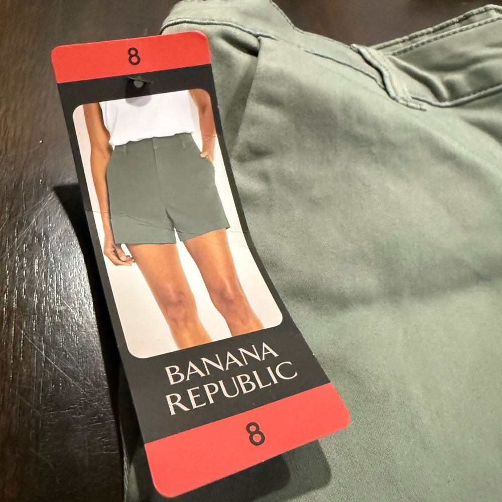 Banana Republic High Waist Olive Shorts Size 8